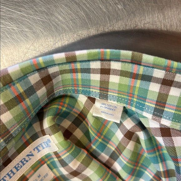 Southern Tide long sleeve button down collar shirt.  M - Picture 8 of 8